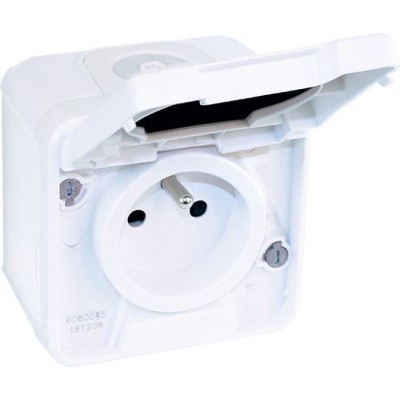 OXXO BLANC SAILLIE PC 2P+T 16A IP55