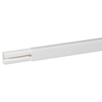 MOULURE DLP 40x20 SANS CLOISON L-2,10m (Carton 48m/ 24 long)