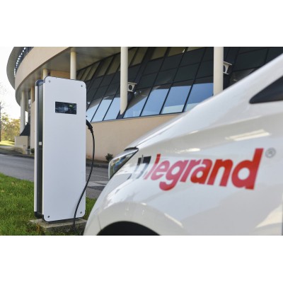 BORNE GREEN'UP LEGRAND 2 x VE - TRI MODES 2 et 3 - 22kW 32A