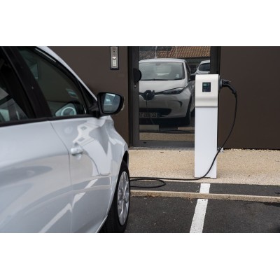 BORNE GREEN'UP LEGRAND VEHICULE ELEC - MODES 2 et 3 - 7,4kW 32A RFID
