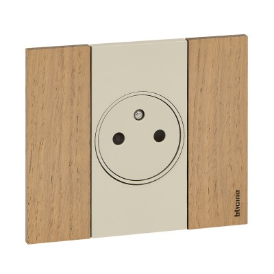 LIVING NOW PC SURFACE 16A 2P+T 2M